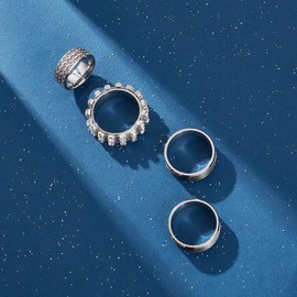 UNICRAFTALE 7 Pieces 7 Sizes Stainless Steel Triple Grooved Blank Core Ring with Velvet Bags Grooved Finger Rings Set Round Empty Ring for Making Inlay Rings Jewellery Wedding Rings