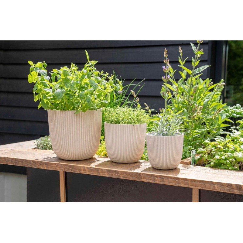 Capi Europe - Flower Pot Ball Groove 'Made with' Metallic