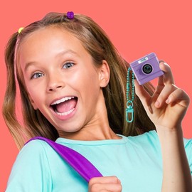 C Toys Photo Creator - Digital Camera and Video Mini Cam - Vintage - with Keyring and 1GB SD Card Included - CLK 063