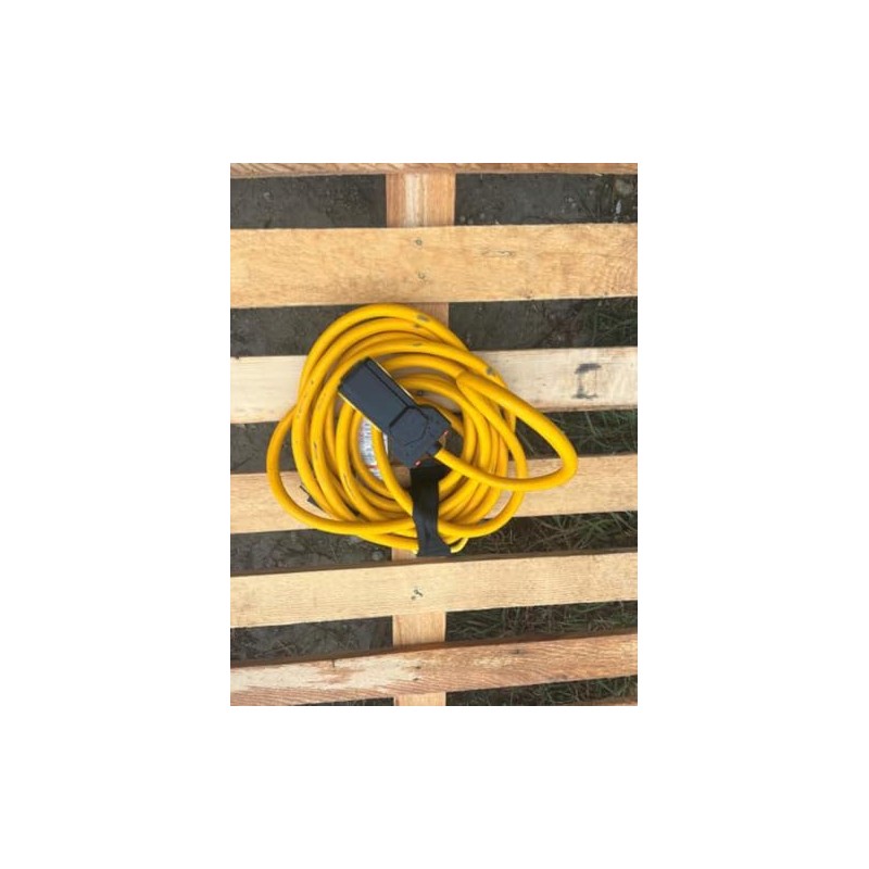 Heavy Duty L14-30P to (4) 5-20R 25' Cord