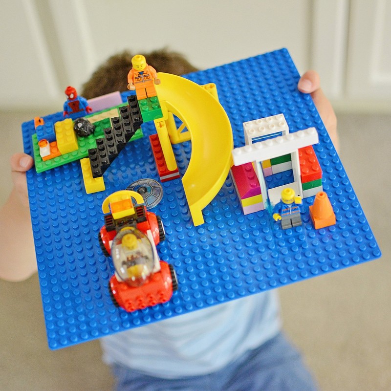 Creative QT Toy Building Blocks Stackable Baseplates, Blue and Green,