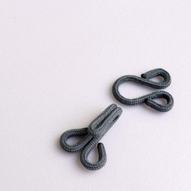 Prym GREY 261455 Fur Hook and Eyes ST Plastic 25.2 x 18 mm 22.4 x 18.1 mm