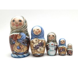 Unique Russian Nesting Dolls Country Girl Hand Carved Hand Painted 5 Piece Set