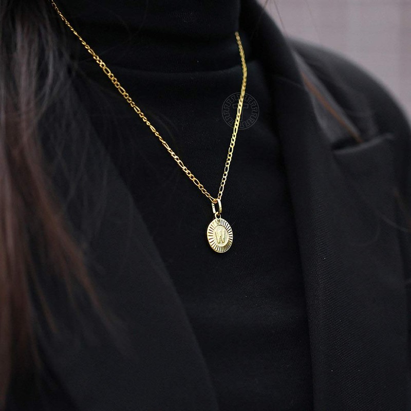Trendsmax Initial Necklace Women Girl,Gold Plated Round Letter P Pendant