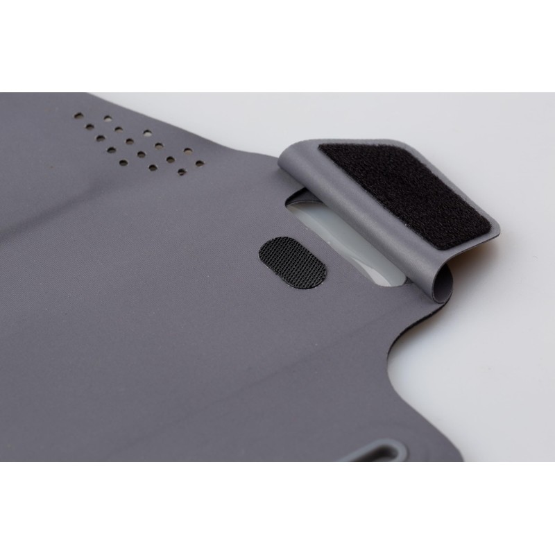 102/103 Case Armband Legband with Adjustable Strap Made from Soft