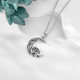 URONE 925 Sterling Silver Moon Pendant Chain Jewellery Gift for Men and Women, No Gemstone