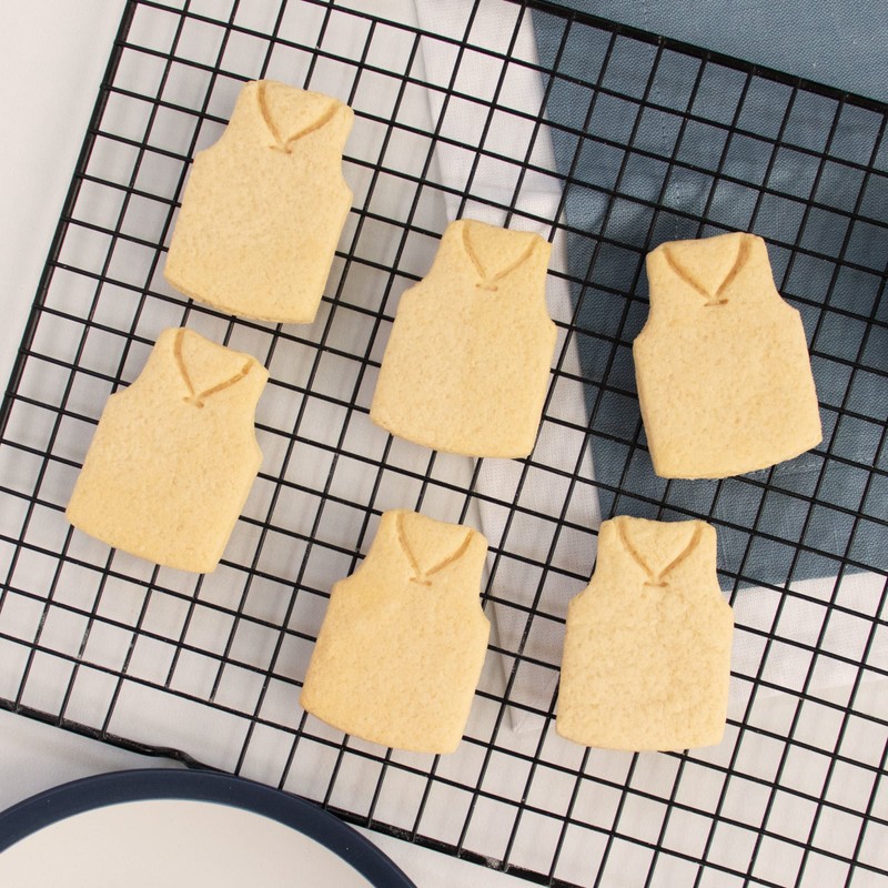 Jersey Cookie Cutter, 1 Piece. Bakerlogy