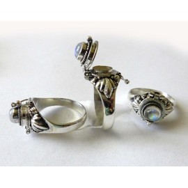 Rainbow Moonstone (light color) Poison Ring Bali Sterling Silver Locket AR11