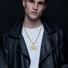 Aroncent Hekate Necklace Triple Moon Goddess Pendant: Stainless Steel Mystic Jewelry for Women Men - Crescent and Full Moon Magic Gift Gold