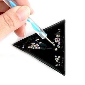 SFW Nail Art Cubic Parts Triangular Tray / SFW 네일아트 큐빅 파츠 삼각 트레이