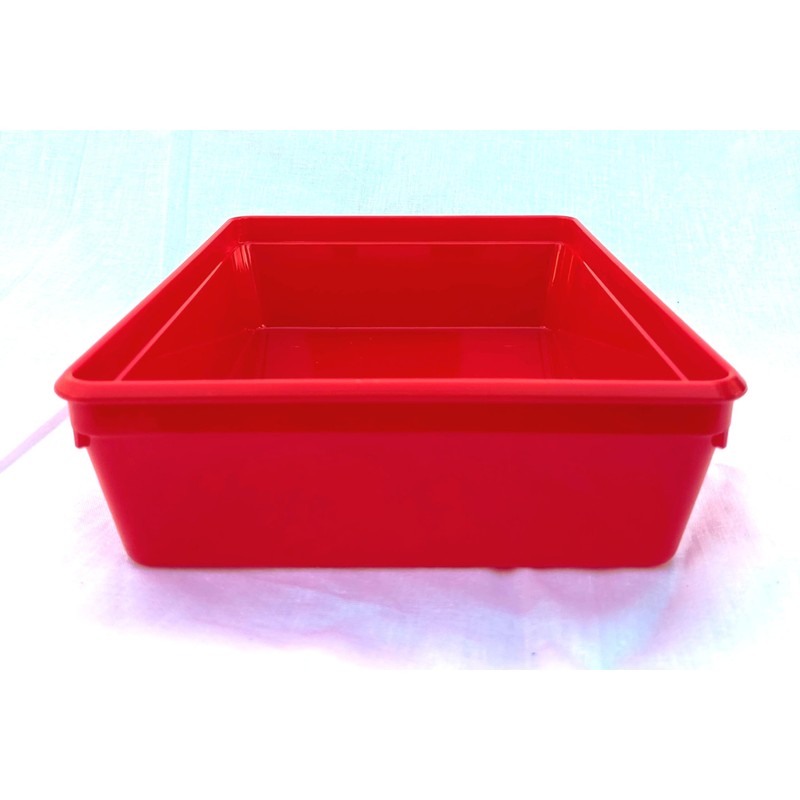 Instrument tray – 19cm x 14cm x 5.5cm. polypropylene (Red)