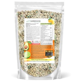 GARDENWISE Gardenwise 6-4-6 Avocado and Citrus Tree Professional Fertilizer Plant Food for Outdoor/Indoor Gardening; Quick-Release Nitrogen Fertilizer; Orange, Lime, Avocado and Lemon Tree Fertilizer (10 QUARTS)