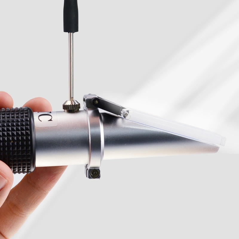 Clinical Refractometer with ATC, Tri-Scale Serum Plasma Protein Test 2-14g/dl