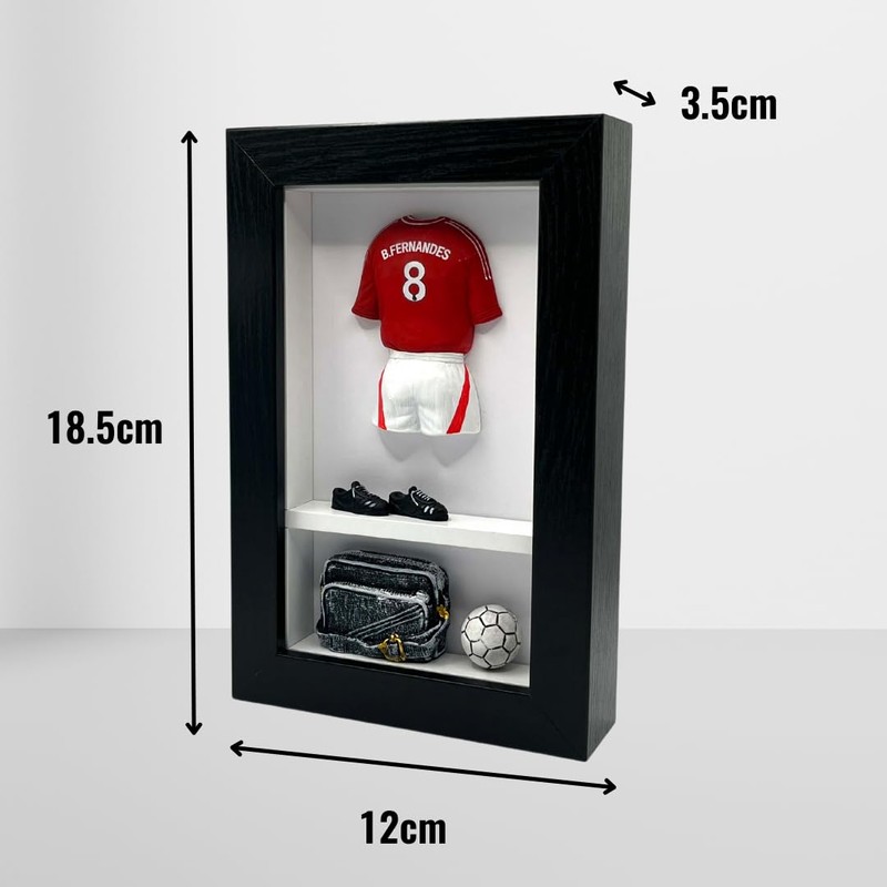 B Fernandes - Football Legend KitBox®