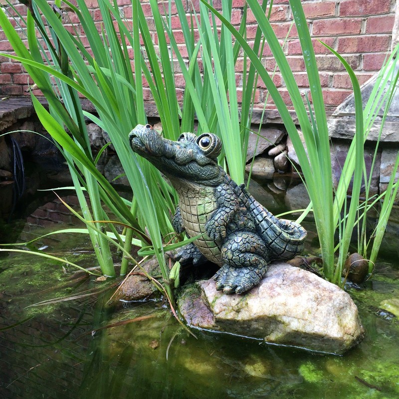 Toad Hollow Large Standing Gator Home & Garden Alligator Statue