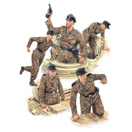 Mini Art 1/35 German Panzer Officer France 1944 Limited Edition – Weapons Fitment with Plastic Model ma35252 