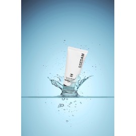 Sedam Cedam Free Lacto Black Label Moisture M Lactobacillus Moisturizing Cream 150ml + Bomb Sample / 쎄담 프리락토 블랙라벨 모이스춰M 유산균수분크림 150ml+폭탄샘플