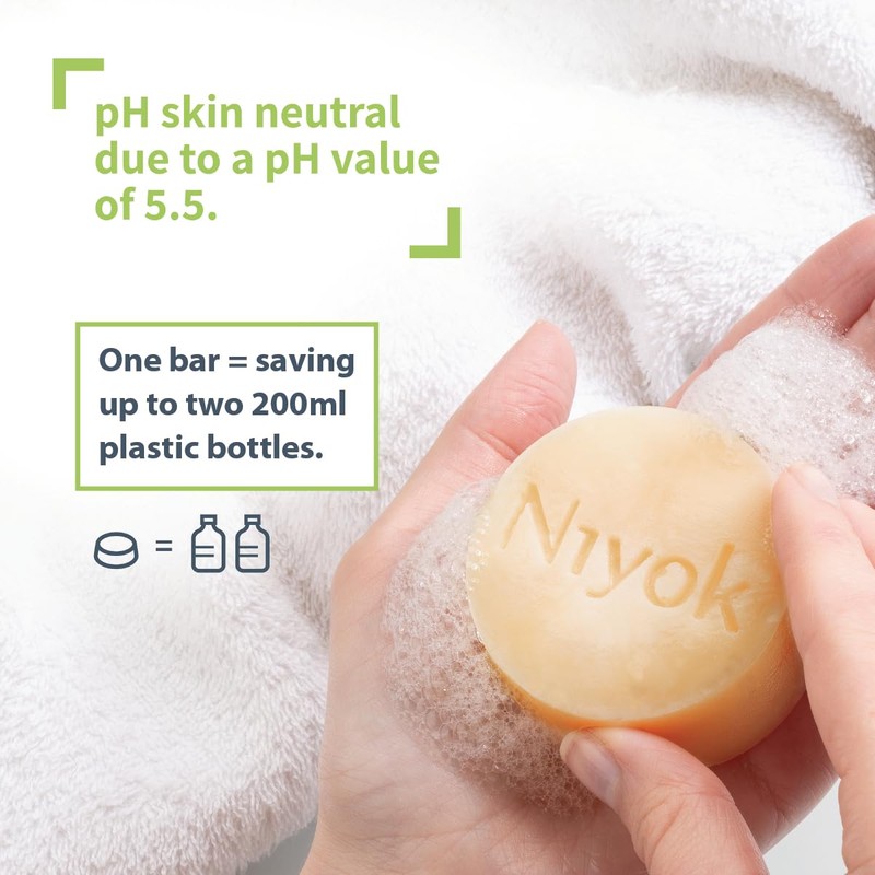 Niyok Natural Cosmetics 2-in-1 Solid Shampoo + Conditioner Bar, Green