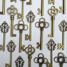 Salome Idea Mixed Set of 30 Large Skeleton Keys - Set of 30 Keys (Bronze Color)