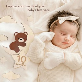 Baby Monthly Milestone Wooden Circles, Hello World Newborn Sign, Month Baby Milestone Signs for Newborn Photography Props, Dreamy Bear Monthly Milestone Edition Wood Discs for Unisex Baby Boy & Girl