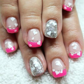 24Pcs French Tip Valentines Day Nails Heart Press on Nails Short Square Fake Nails with Silver Glitter Design White Heart False Nails Full Cover Artificial Glue on Nails Stick on Nails for Women