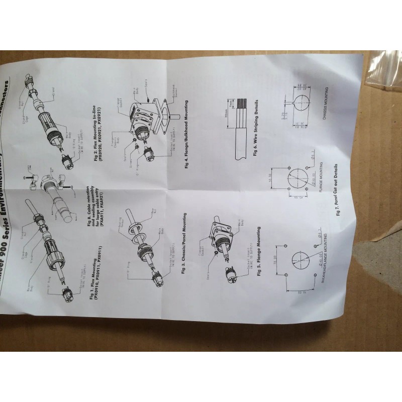 Bulgin Buccaneer 900 series 7 Prong (fem) IP68 Sealed Electrical