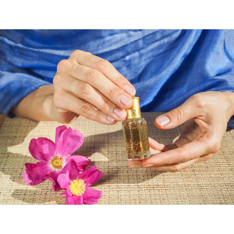 Signora Milione Perfume Oil 12 mL – Bold Fruity Floral with