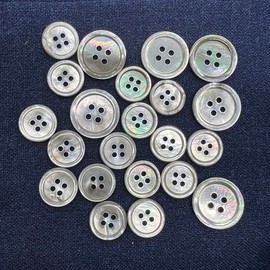 22 Pieces Natural Smoke Black Mother of Pearl Buttons Set 20mm 15mm Mixed Grey MOP Buttons for Men Blazer and Suit DIY Sewing Craft