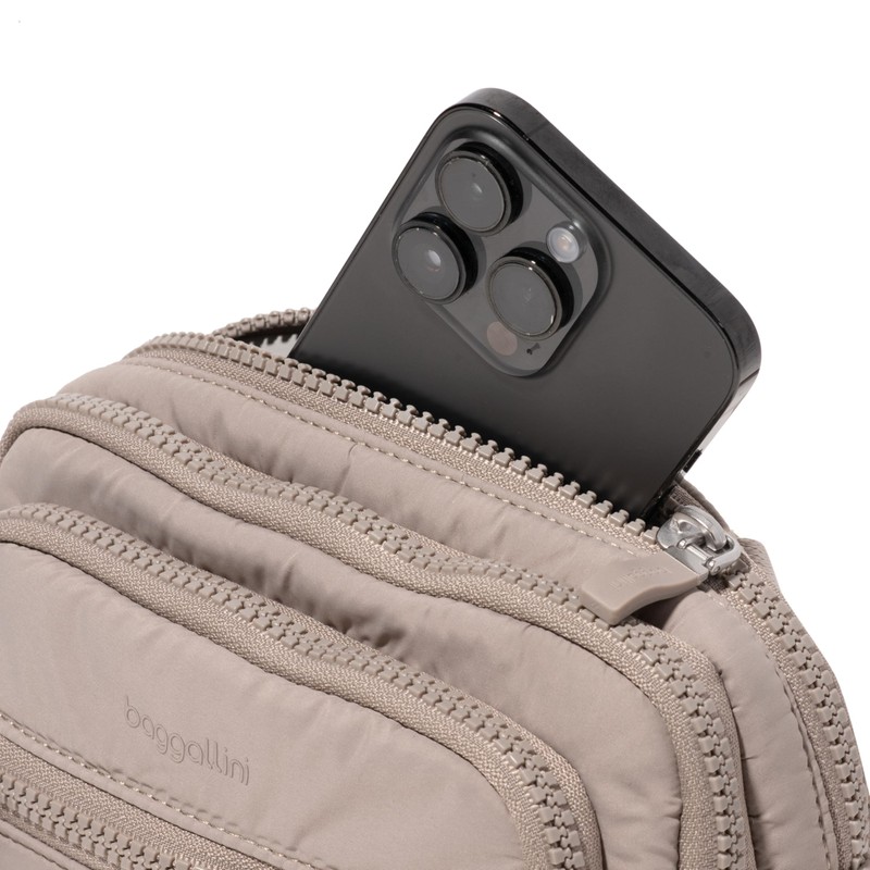 Baggallini Triple Zip Bagg, Moonrock Puff