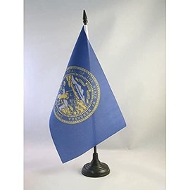 Nebraska Table Flag 5'' x 8'' - US state of Nebraska Desk Flag 21 x 14 cm - Black plastic stick and base - Drapeau Nebraska AZ FLAG