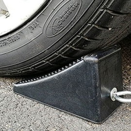자동차 경사면 고임목 고정블럭 화물차 언덕 캠핑 차량고임목 버팀목 Car Incline Chock Block Fixed Block Truck Hill Camping Vehicle Chock Support