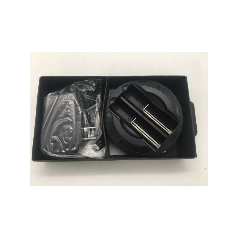 OLIGHT UNIVERSAL RECHARGEABLE BATTERY CHARGER LI-ION 18650,17670,16