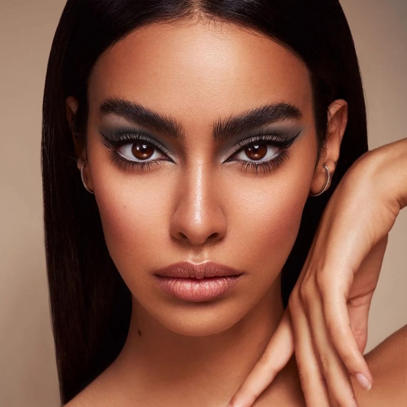 Matte Grey Eyeshadow – High Pigmented Cold Tone Single Shadow