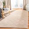 SAFAVIEH Tunisia Collection Accent Rug - 4' x 6', Ivory,