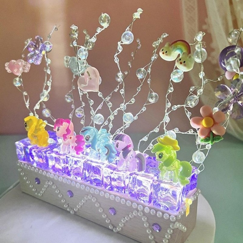 (Summer Vacation Free Research, Children's Craft Kit) Illuminating Fantasy Light