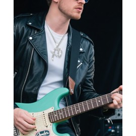 XO Necklaces Set for Men Women Trendy Glitter Gold XO Pendant Necklaces Sparkly Rhinestone Street Hip-Hop Rock Neck Jewelry Accessories Gifts