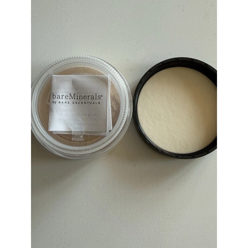 Base bareMinerals amplio espectro FPS 15 N10 bastante ligera 8