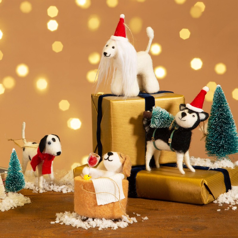 Huskie With Christmas Tree Decoration