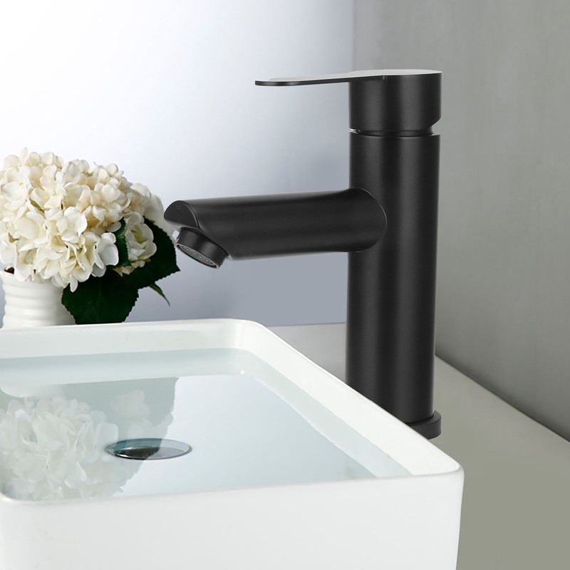 G1/2 Stainless Steel Hot and Cold Water Faucet Bathroom Countertop