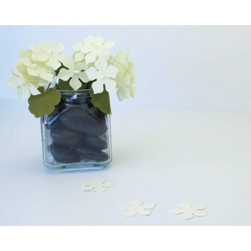 PUNCH BUNCH Medium Punch, Bellflower 1"X1"