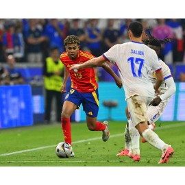 8x10 Photo LAMINE YAMAL Spain European FC Barcelona La Liga Soccer Goal