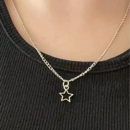Cimenexe Bohemian Star Choker Necklace Silver Metal Star Pendant Necklace Small Hollow Star Chain Necklace Minimalist Star Necklace Jewellery for Women, Zinc, No Gemstone