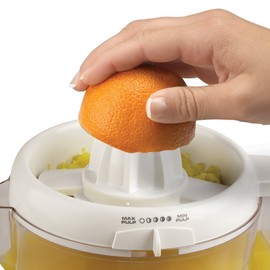 BLACK+DECKER CJ630 32-Ounce Electric Citrus Juicer, White
