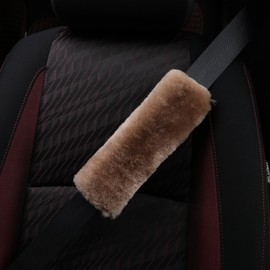 ROYAGO 2pc Soft Genuine Sheepskin Wool Auto Seat Belt Cover Seatbelt Shoulder Pad for a More Comfortable Driving, Compatible with All Cars(Brown)