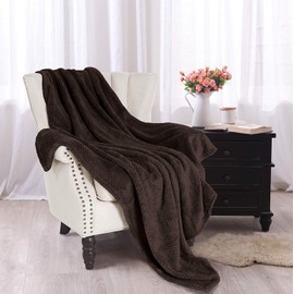 Exclusivo Mezcla Extra Large Fleece Throw Blanket, 127x178 CM Soft Jacquard Weave Waffle Pattern Throws for Sofa Settees, Coffee