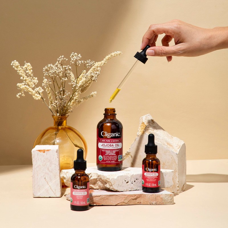 Cliganic Organic Moringa Oil, 100% Pure - For Face &