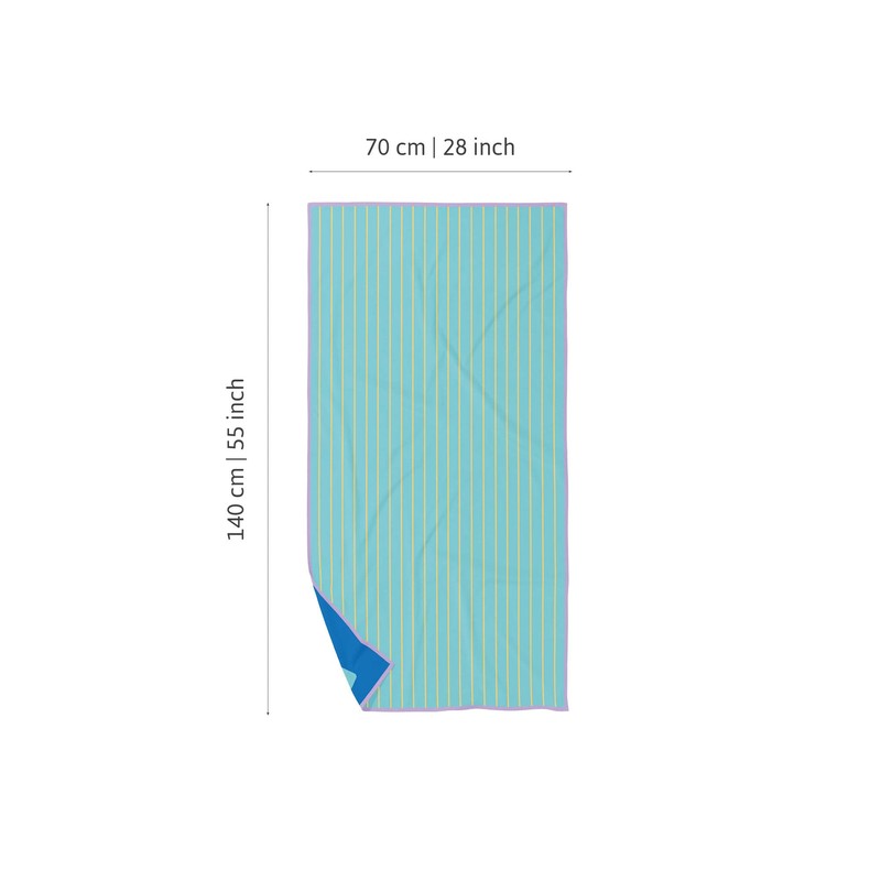 Quut Beach / Pool Towel for Kids with Game -