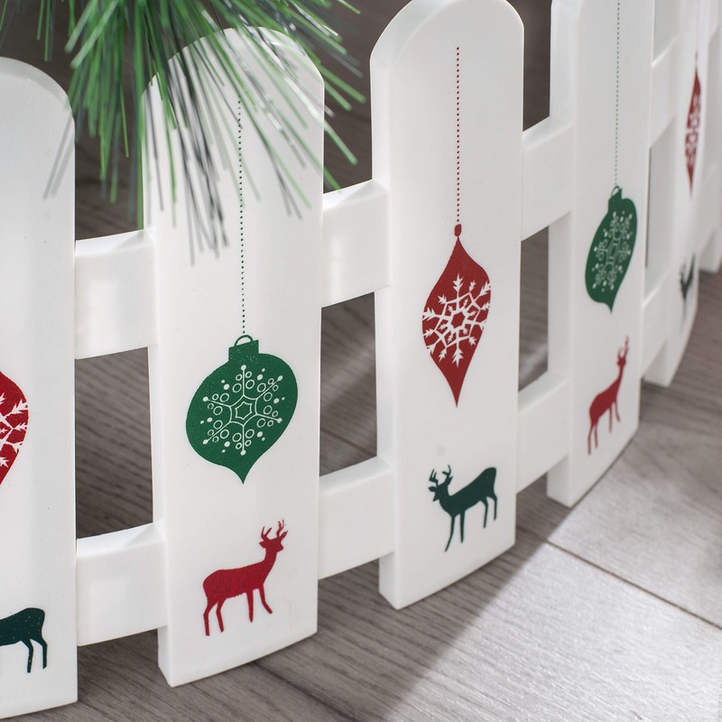 WeRChristmas Picket Fence Tree Skirt, Multi-Colour, 68cm