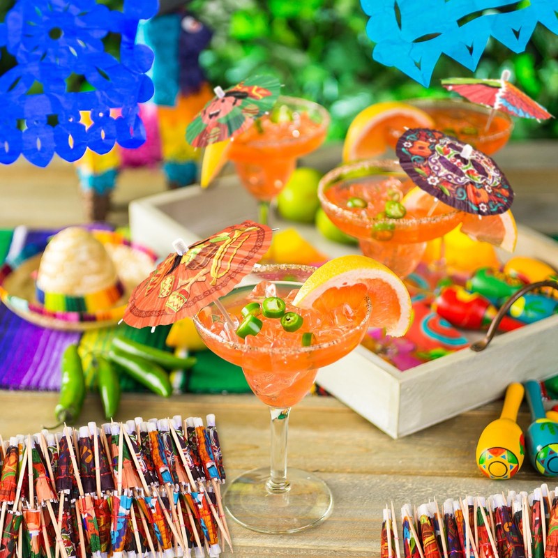 Chengu 300 Pcs Mexican Cocktail Umbrellas for Fiesta Drinks Decoration