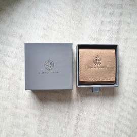 SIMPLÍ BASIC Natural 8MM Purple Amethyst Crystal Stone Healing Bracelets for Women and Men with Attractive Jewellery Gift Box